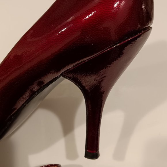 BCBGeneration Peep Toe Red Heels, Size 9.5 B - Picture 3 of 8